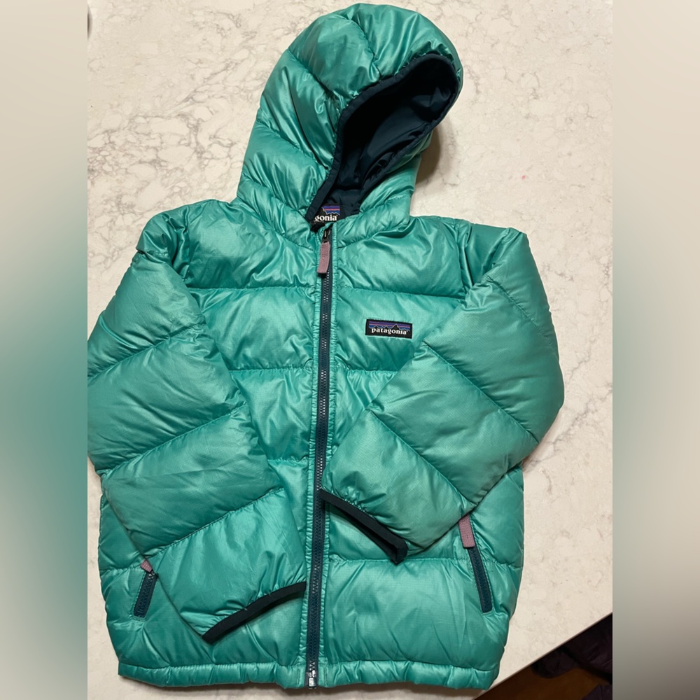 Patagonia 4T hi loft down feather coat